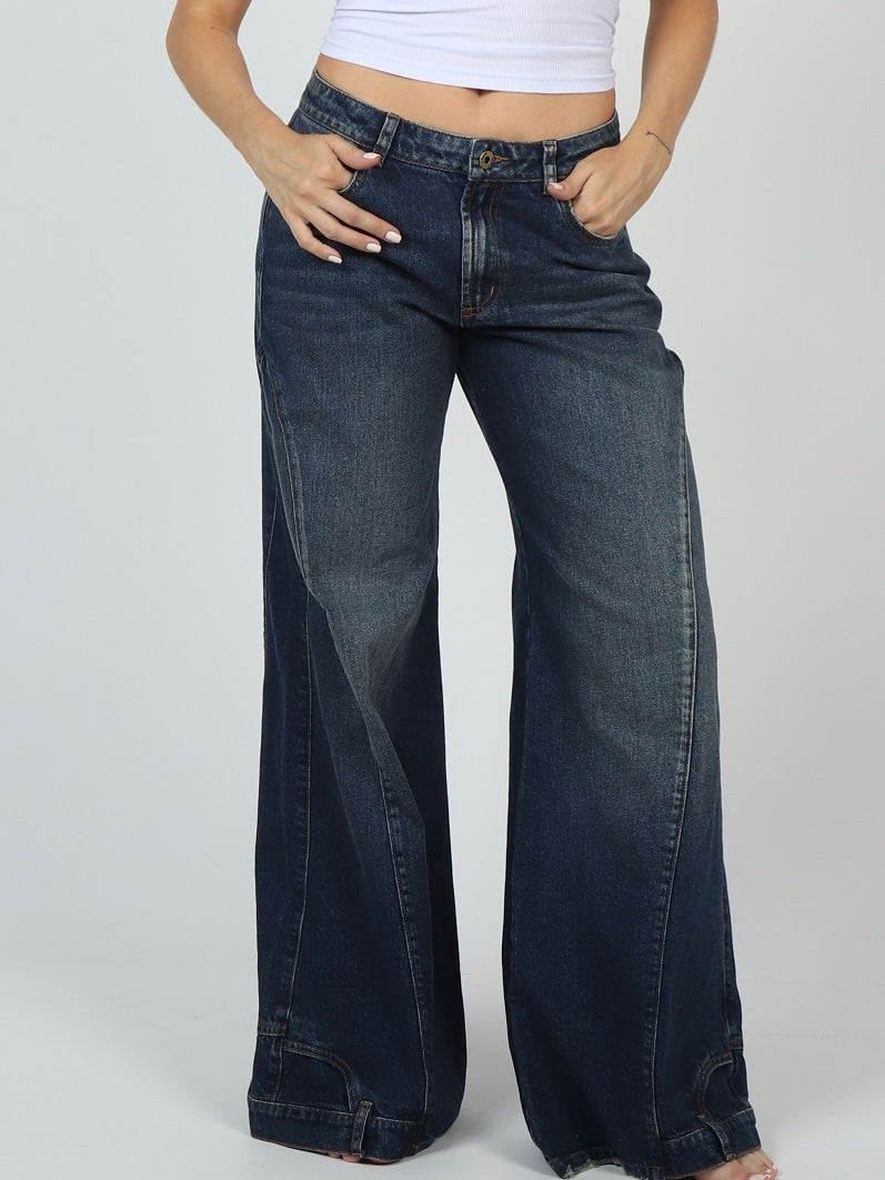 JEAN WIDE LEG CORTES Y BOLSILLOS BOTA