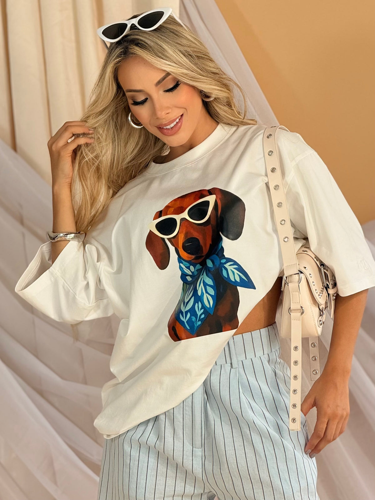 CAMISETA OVERSIZE DACHSHUND