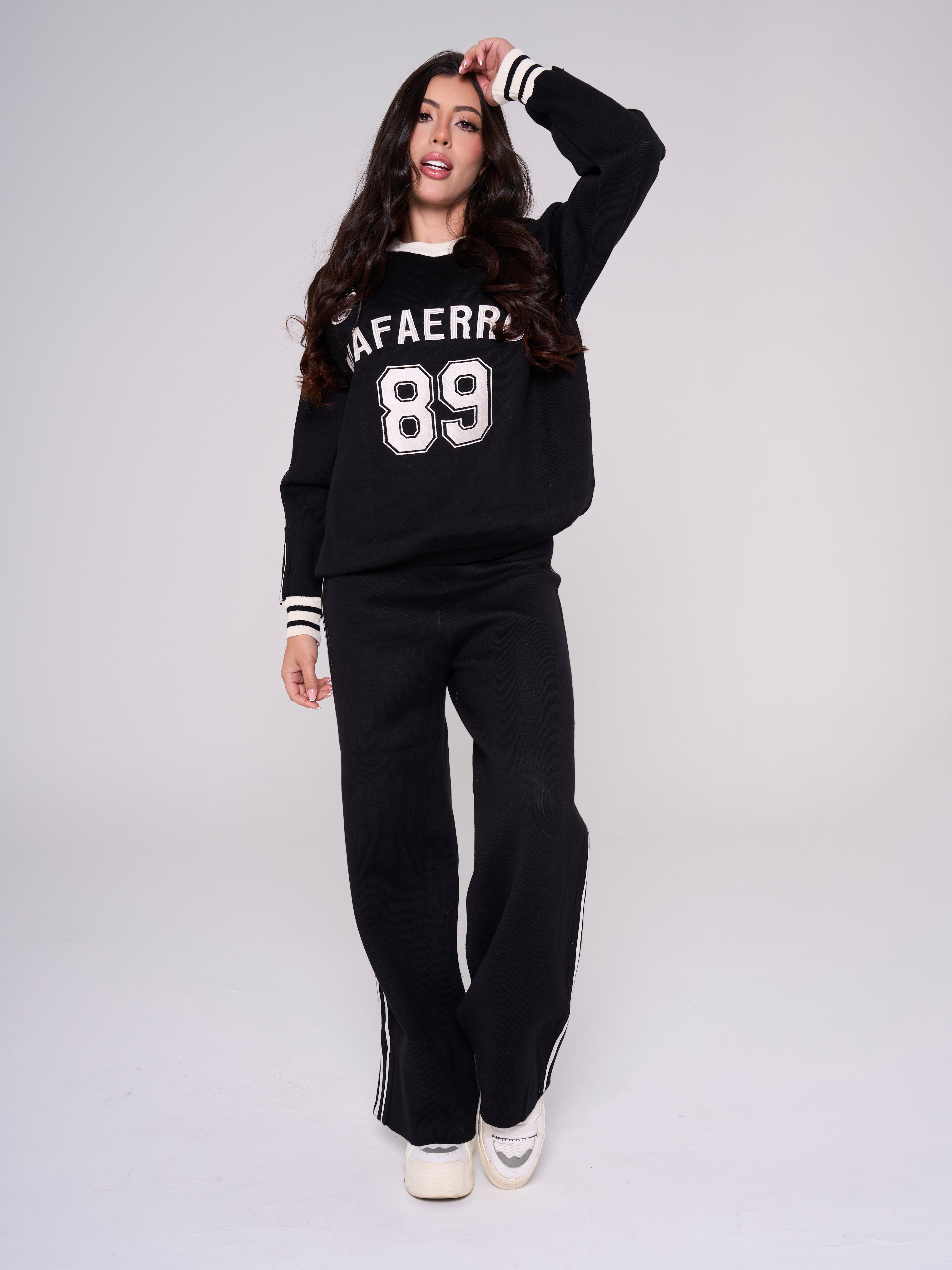 SET TEJIDO BUSO Y PANTALÓN LÍNEAS LATERALES